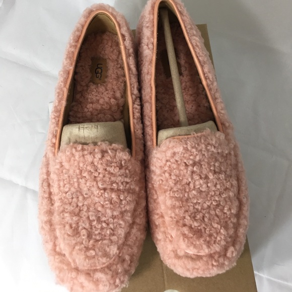 ugg hailey fluff loafer